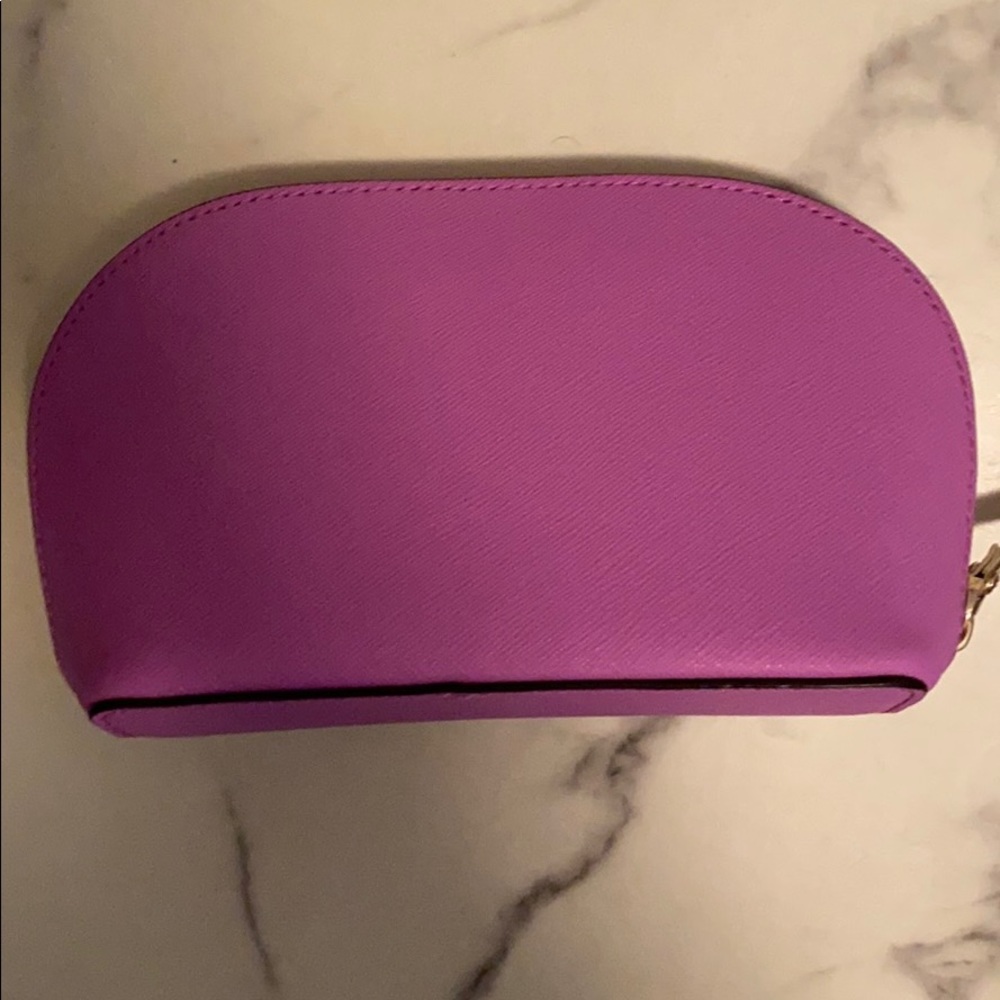 Excellent condition - Kate Spade Pouch! - Picture 4 of 5